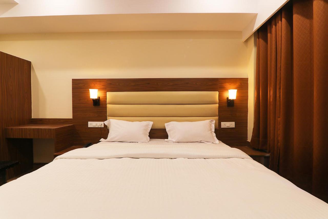 Fabhotel Blueark ลัคเนา ภายนอก รูปภาพ