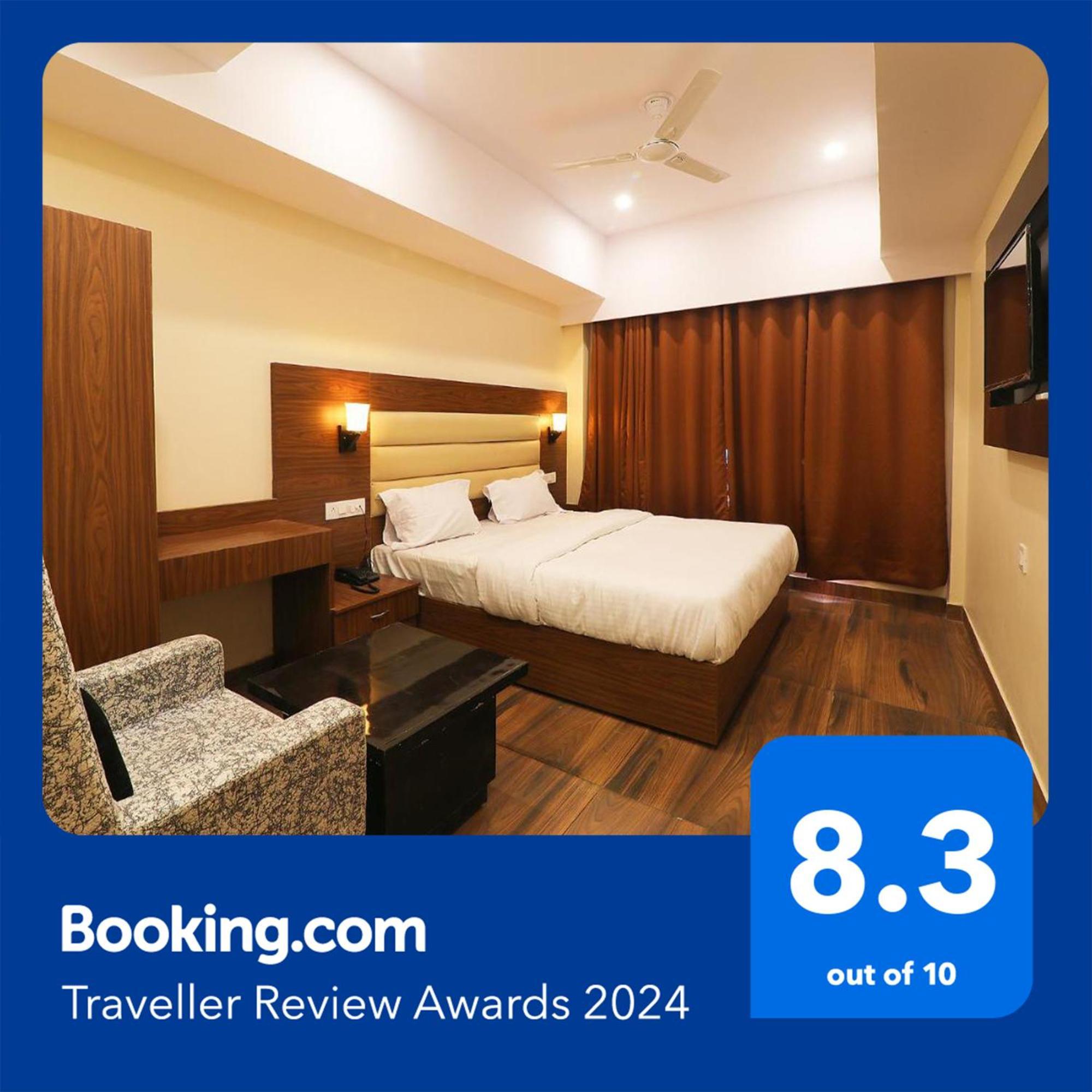 Fabhotel Blueark ลัคเนา ภายนอก รูปภาพ